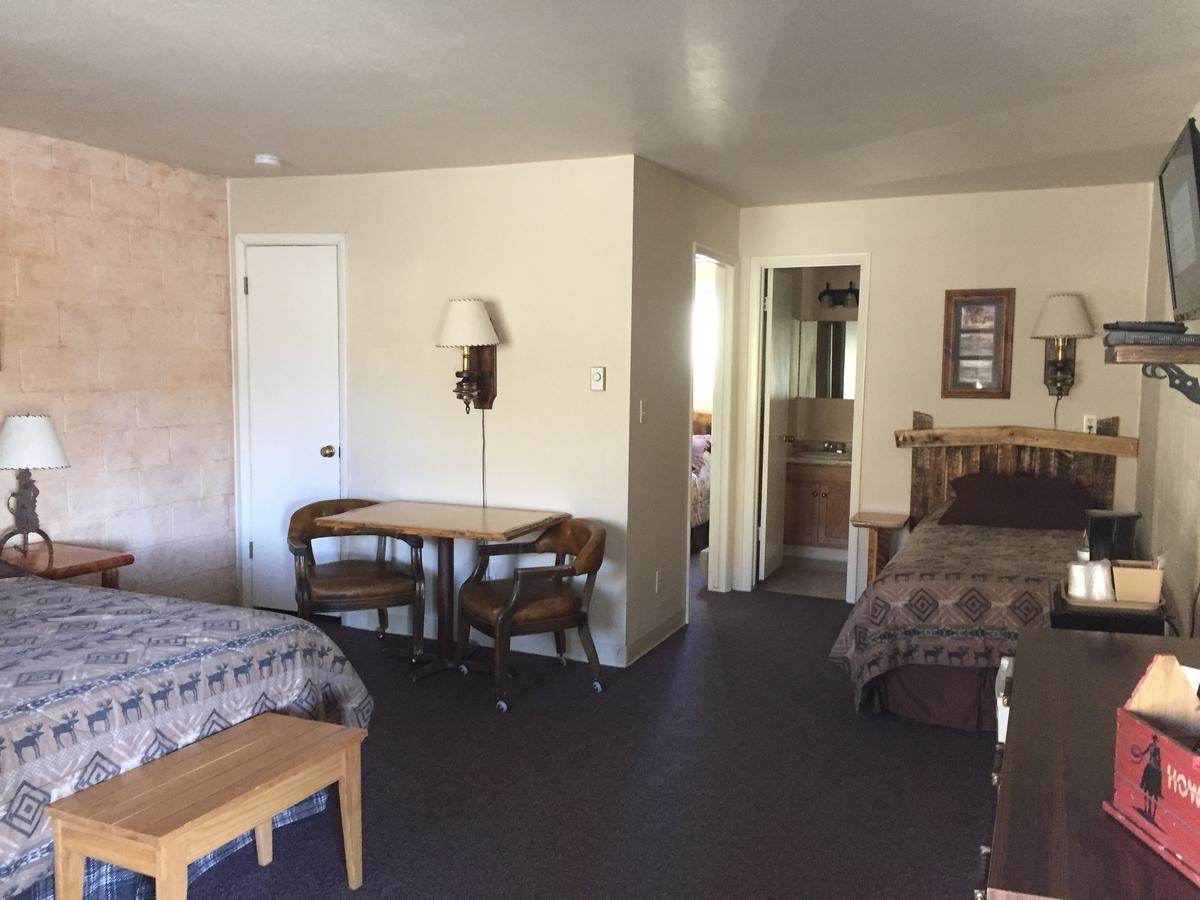 Rocky Mountain Lodge Dubois Eksteriør billede