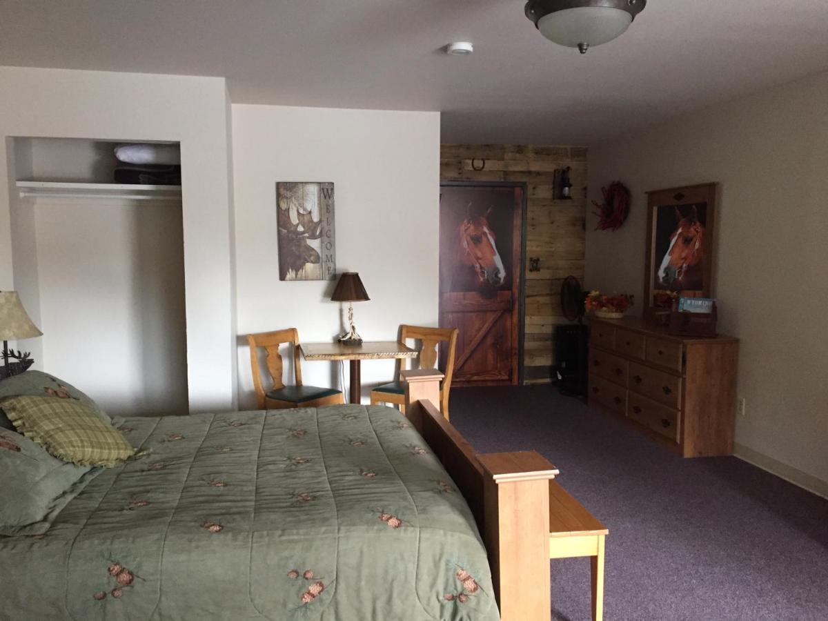 Rocky Mountain Lodge Dubois Eksteriør billede