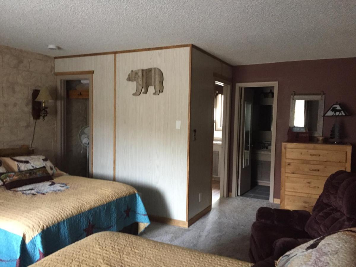 Rocky Mountain Lodge Dubois Eksteriør billede
